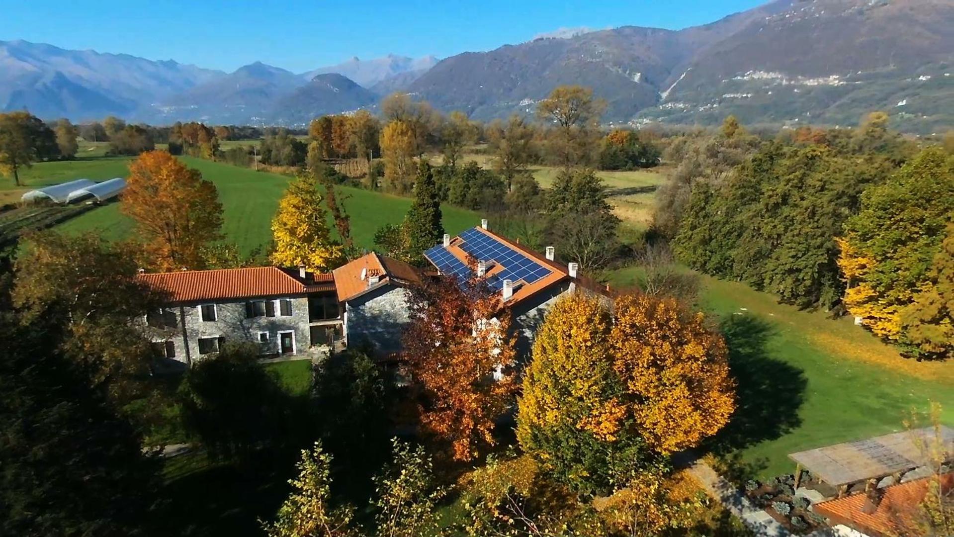 Cascina Borgofrancone Aparthotel Gera Lario Exteriör bild